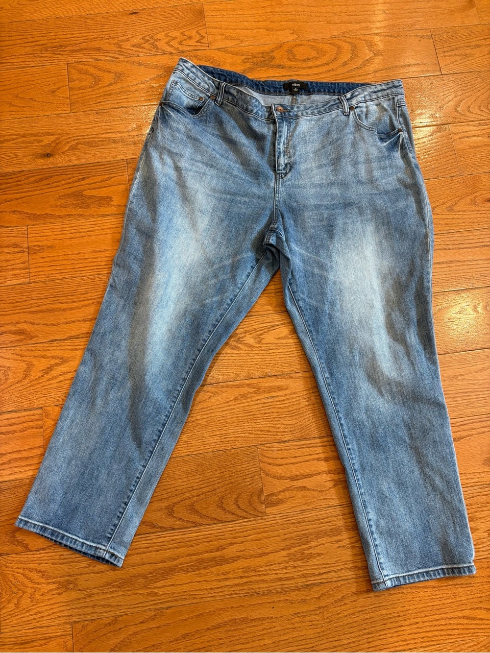 Ellos Plus Size 22 Light Wash Stretch Straight Leg Jeans